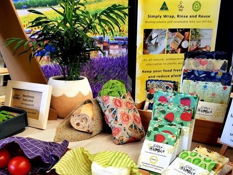 https://www.futurefoodsystems.com.au/wp-content/uploads/2020/09/Laura-Eddingtons-brainchild-Little-Bumble-uses-honey-industry-by-product-beeswax-to-create-eco-friendly-wraps_Credit-Little-Bumble-Reusable-Food-Wraps_CROP.jpg