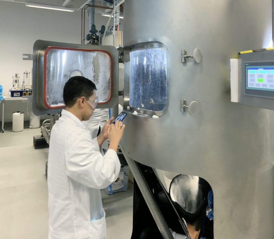 In an initial trial in the UNSW-EcoMag project, chemical engineers at UNSW were able to produce very high-purity Mg citrate using their state-of-the-art spray dryer. It's a first, successful step towards EcoMag's goal of scaling up to commercial production using the new process.