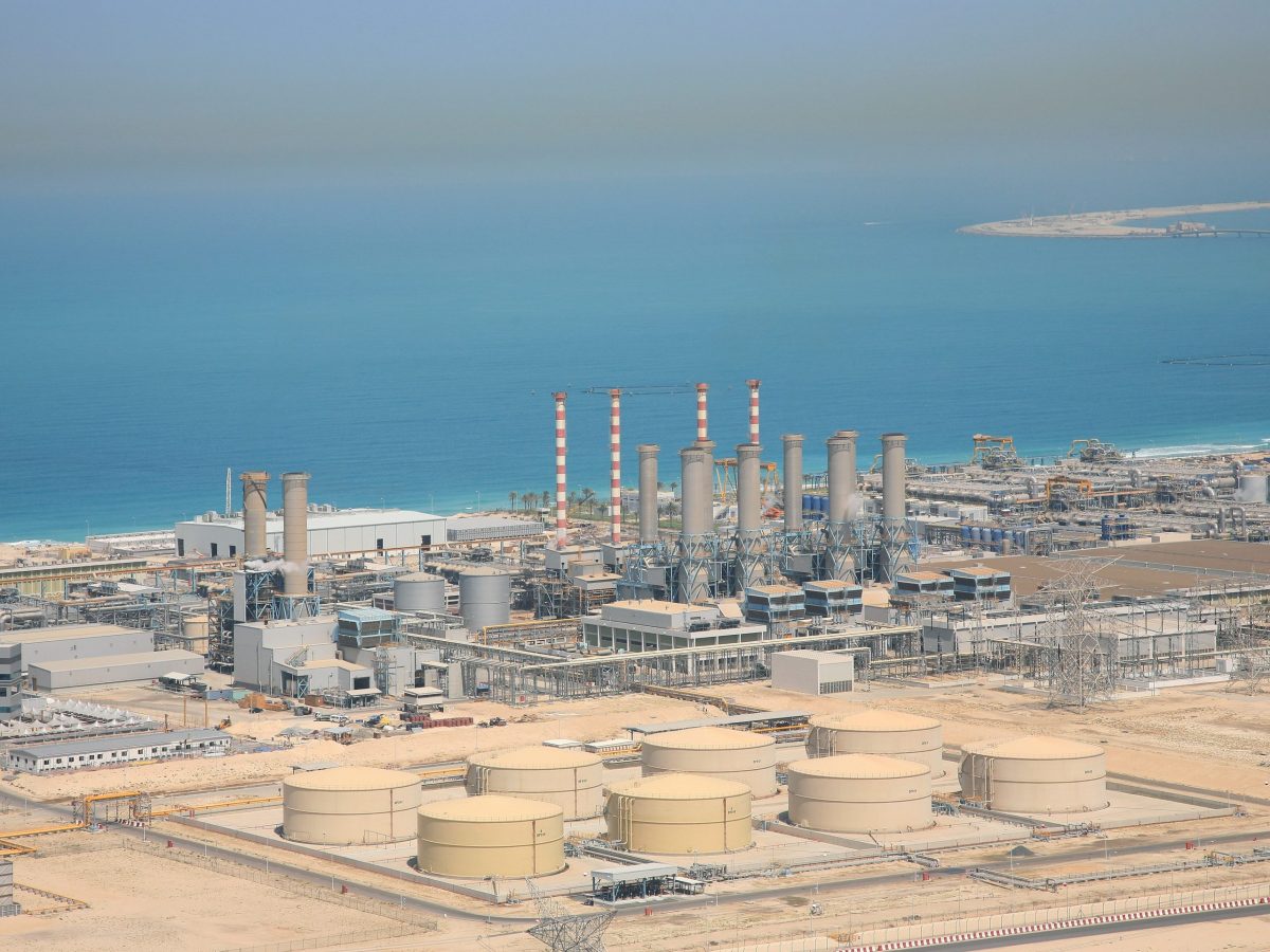 https://www.futurefoodsystems.com.au/wp-content/uploads/2021/06/Aerial-view-of-desalination-plant-Dubai.-Credit-Wei-Wei-Shutterstock_15511060_CROP-scaled-1200x900.jpg