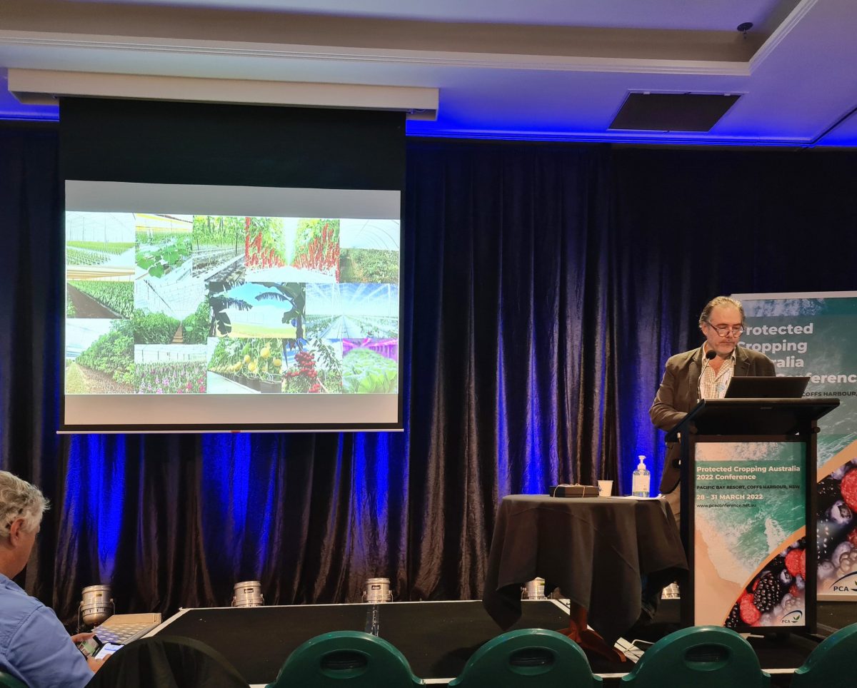 https://www.futurefoodsystems.com.au/wp-content/uploads/2022/03/Elio-Jovicich-presents-the-Australian-Protected-Cropping-Strategy-2021-2030-at-the-2022-PCA-Conference.-Credit-Merran-White-2-scaled-1200x964.jpg