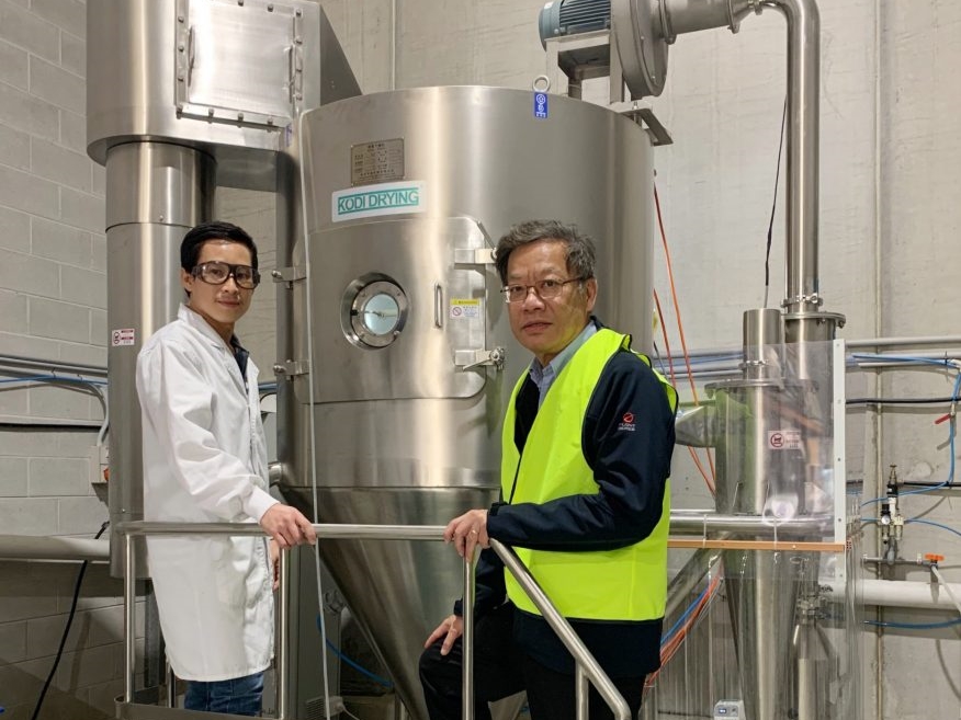 https://www.futurefoodsystems.com.au/wp-content/uploads/2022/04/EcoMags-new-spray-dryer-is-capable-of-producing-10kg-per-day-of-high-grade-MgOs-in-powder-form.-Credit-EcoMag.jpg