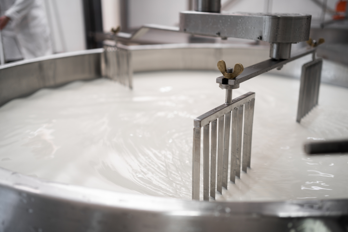 Energy-efficient wastewater treatment for dairy effluent using passive aeration biofilm technology